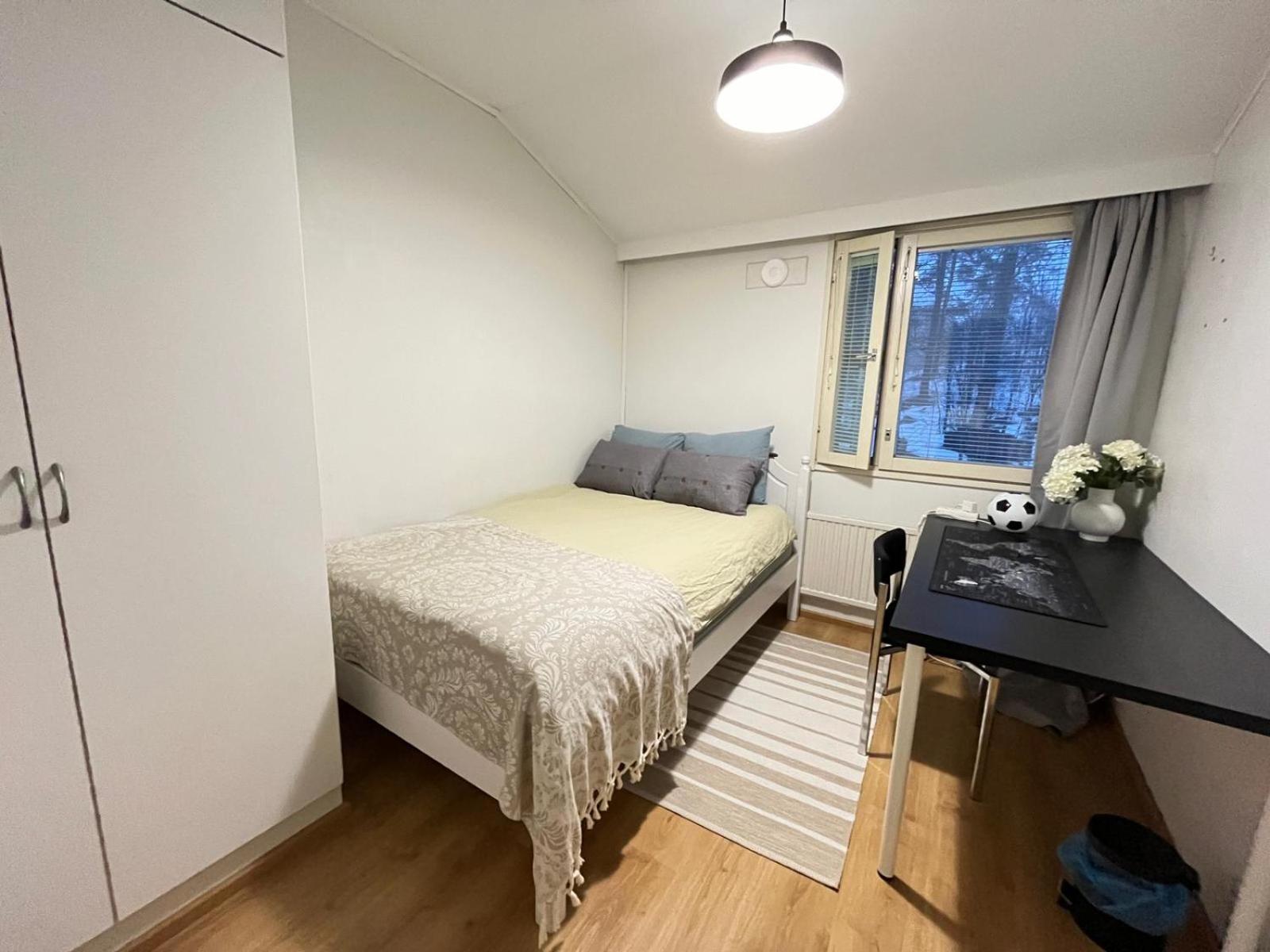Private Rooms Near Metro, Free Parking,Direct Bus From Airport Helsingfors Eksteriør bilde