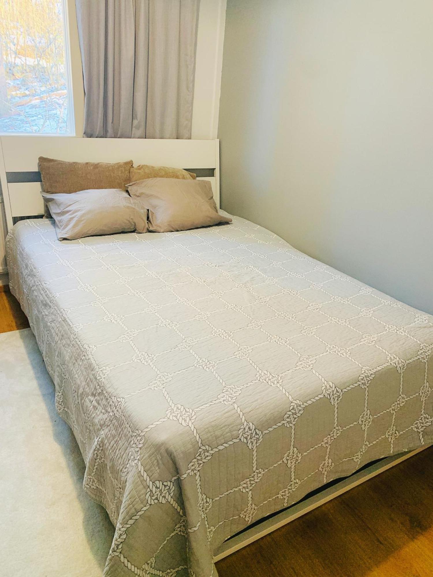 Private Rooms Near Metro, Free Parking,Direct Bus From Airport Helsingfors Eksteriør bilde