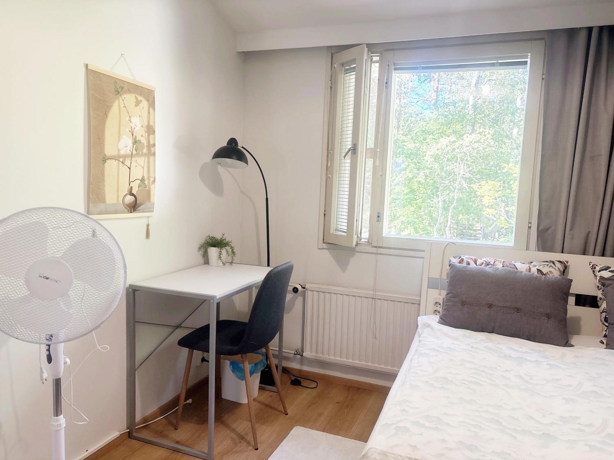 Private Rooms Near Metro, Free Parking,Direct Bus From Airport Helsingfors Eksteriør bilde